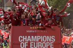 德甲焦点战：法兰克福迎战勒沃库森，力图止住连败颓势